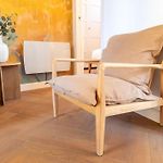 Superbe appartement deux chambres, centre proche port