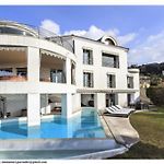 MONT BORON - NICE - Splendide villa d\'architecte vue panoramique