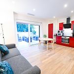 Beau studio cozy centre ville et plages avec terrasse n3