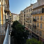 Charmant studio climatisé en plein cœur de Nice