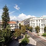 Elegant Condo With Balconies In The Heart Of Nice