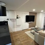 Appartement Au Port De Nice, Proche Des Plages