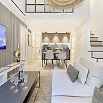 Hyper Centre - Charming Duplex - Luxury - Reversible Air Conditioning - 10 Mins From Place Massena