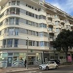 Promenade des Anglais With AC Near Negresco
