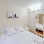 Cozy Apt With Balcony - 5 Min To The Beach