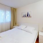 Cozy Apt With Balcony - 5 Min To The Beach