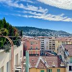 Risso - Charming One Bedroom With A Balcony