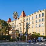 Nice Renting - Victor - Historic Palace Luxury 3 Bedrooms