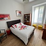 2P Central De Nice Avec Balcon