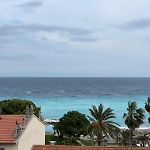 STUDIO EN FACE DE LA PLAGE AVEC une VUE FANTASTIQUE !