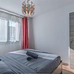 Beautiful 3 Room Apartment - Parking -Centre -Tram