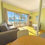 Promenade Holiday - Suffren Beach
