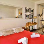 Sea Front Studio Yourhosthelper