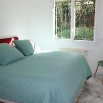 Appartement En Rez De Jardin Dans Villa A Nice