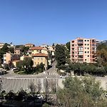 3-R Bright, Beach Within 15 Min Walk