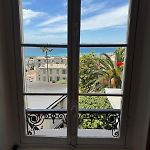 PALMERAIE - Magnifique appartement d\'époque avec Vue Mer 4 personnes avec terrasse Le Port Nice