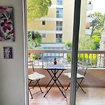 Condo In A Private Residence With Pool