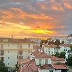 Appartement Vue Mer T2 Cosy, Plage à pied 3 mins, Coucher de Soleil, Parc privé