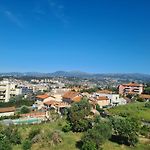 Beautiful 3-Room Apartment Sea View