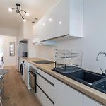 2 Bedroom Ocean View Apartment