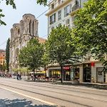 Elegant et lumineux 3 pieces Avenue Jean Medecin