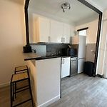 Studio cosy avec balcon - Tramway au pied, proche centre