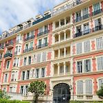 Studio cosy dans une belle copropriete classee