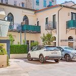 Foncet8 By Bookking Guys
