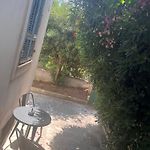 Haut De Maison Nicoise - Calme, Charme Et Vu Degagee Sur Les Collines