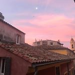 Spacious And Bright Flat Close To The Beach : Heart Of Old Nice