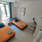 Private Room In Shared Apartment In The Center Of Nice