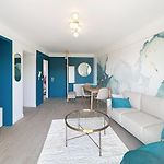 Beautiful 4 rooms sea airport