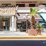 L4 Fayad 2BDR Hotel des Postes Central, Massena AC 2Balconies