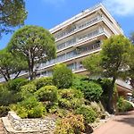Superb Apartment With Exceptional Sea View