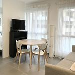 Modern Flat - Ac - By Port, Old Town & Train Station