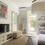 Appartment With Private Garden In City Center Nice