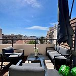 Theniceterrace