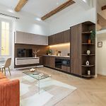 Charme et modernite au coeur du Vieux Nice