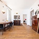 My Casa - Etats Unis 892 - Spacious Flat On Sea Front W Ac