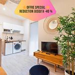 Le PETIT JEAN- CENTRAL PRES GARE ET TRAM - supermarchés - WIFI -