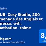 FLEUR- Cosy Studio, 200 Promenade des Anglais et Negresco, wifi, climatisation- calme