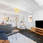 Charming Typical Studio In The Heart Of Vieux Nice Ac