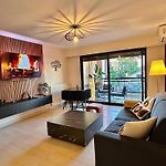 Appartement moderne climatisé avec piscine, terrasse et parking - Proche Promenade des Anglais