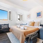Charming Typical Studio In The Heart Of Vieux Nice Ac
