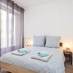 Beautiful 2 Bedrooms Apartment Close To The Sea