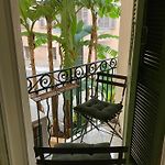Perfectly Located 1 Bed Apartment - Port Of Nice