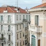 Elegant Apartment With Balcony, Central Nice