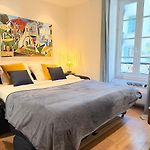 Studio Design Et Lumineux Pres Du Port De Nice