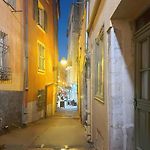 Wehost - Malonat - Urban Cocoon # Old Town & Beaches