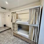 Hostel Meyerbeer - Rooms And Apartments